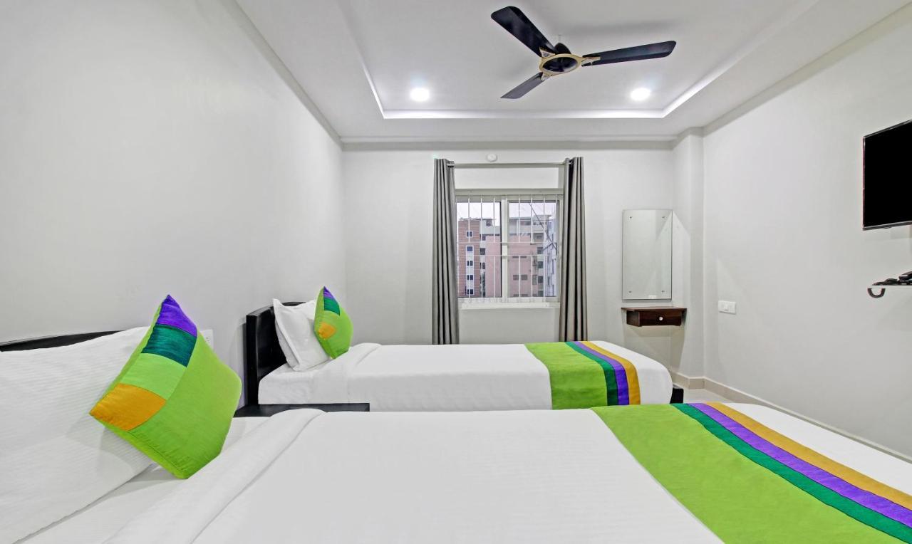 Itsy Hotels Sunrise Grand, Hitech City Hyderabad Eksteriør billede