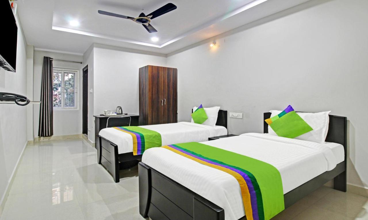 Itsy Hotels Sunrise Grand, Hitech City Hyderabad Eksteriør billede