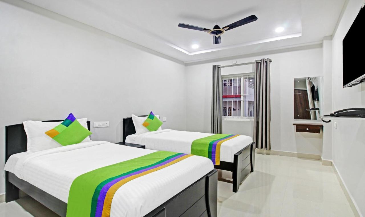 Itsy Hotels Sunrise Grand, Hitech City Hyderabad Eksteriør billede